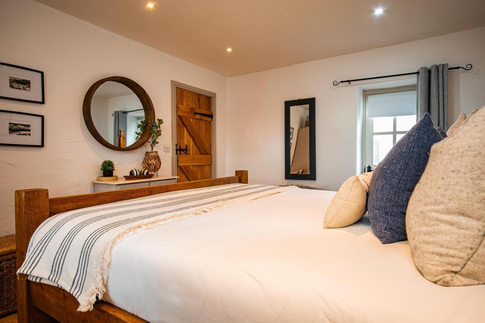 Cosy Farm Conversion In The Heart Of Pembrokeshire Maenclochog Bagian luar foto